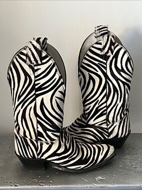 Vintage Zebra Print Pony hair boots